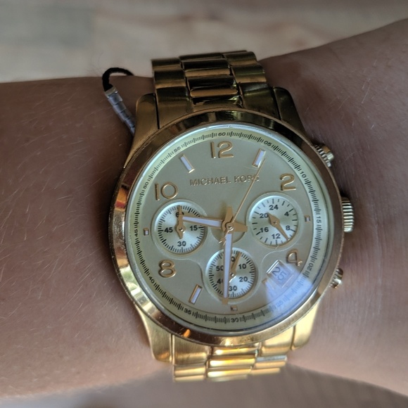 Michael Kors Gold Watch - Picture 2 of 2
